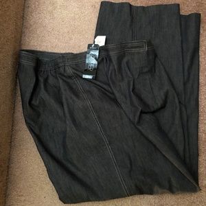 Woman Kasper pants Sz 20W Black